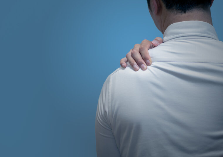 五十肩改善までの期間は？整骨院での施術ステップと回復の目安