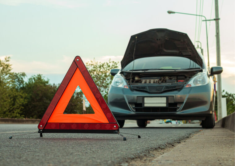 交通事故後のむち打ち症は何科に行く？整骨院での施術法と改善までの流れを解説