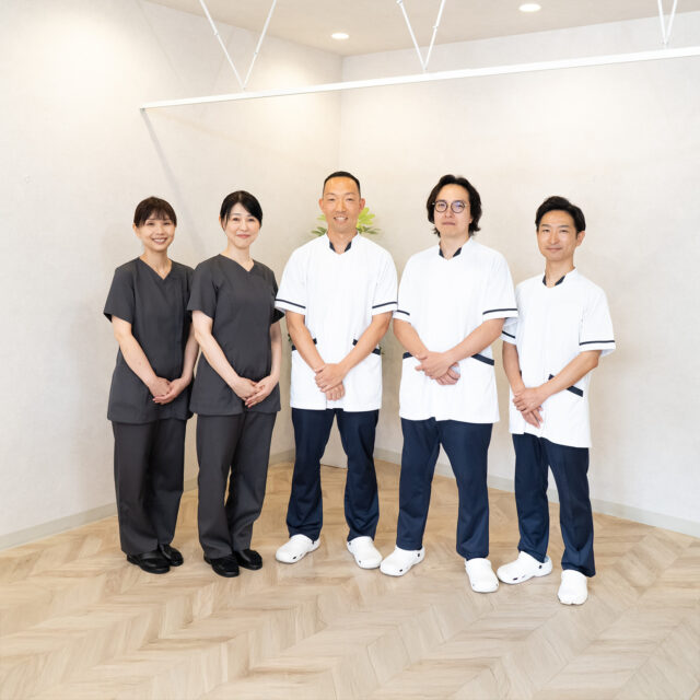 3. 女性スタッフ常勤で、ついつい笑顔になってしまう